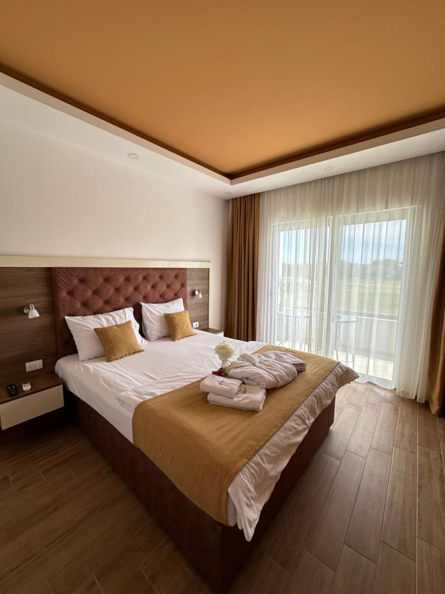 Hotel Heaven Lux Ulcinj Exteriér fotografie